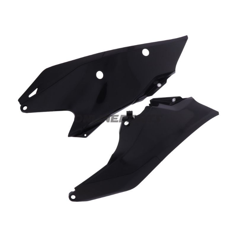 Side Panel Kitblack