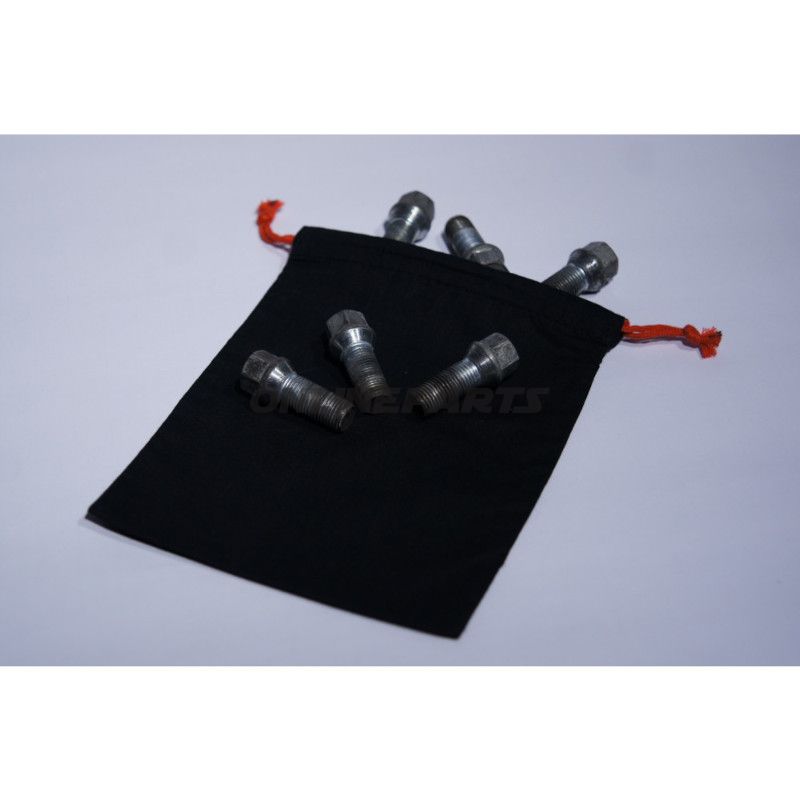 HJULBOLTPOSE 50 STK M SNØRE SORT 15X20 CM